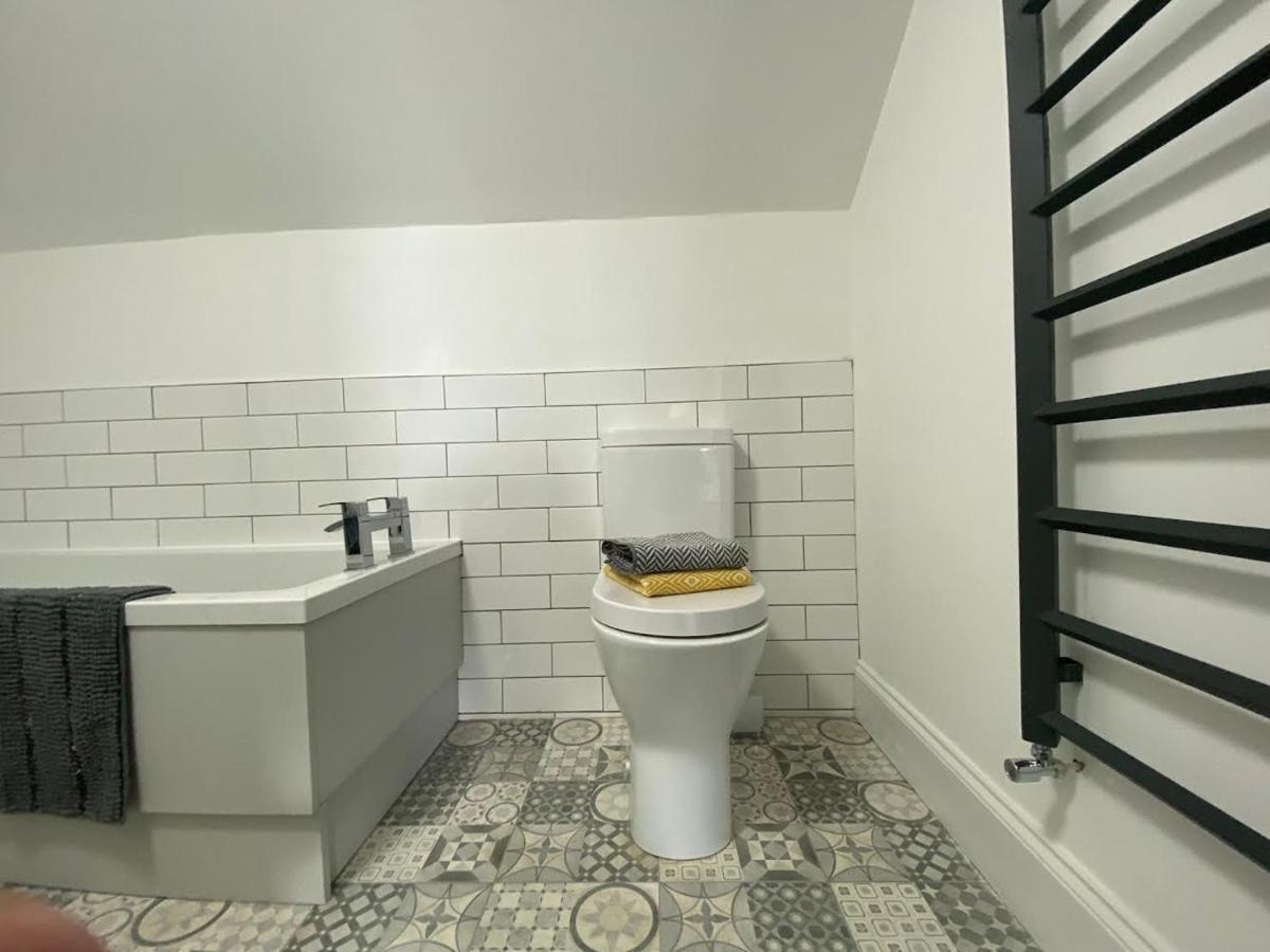 High Barnes 3 Bed House With Parking, Sleeps 7, Quiet Location Apartment Sunderland  Luaran gambar